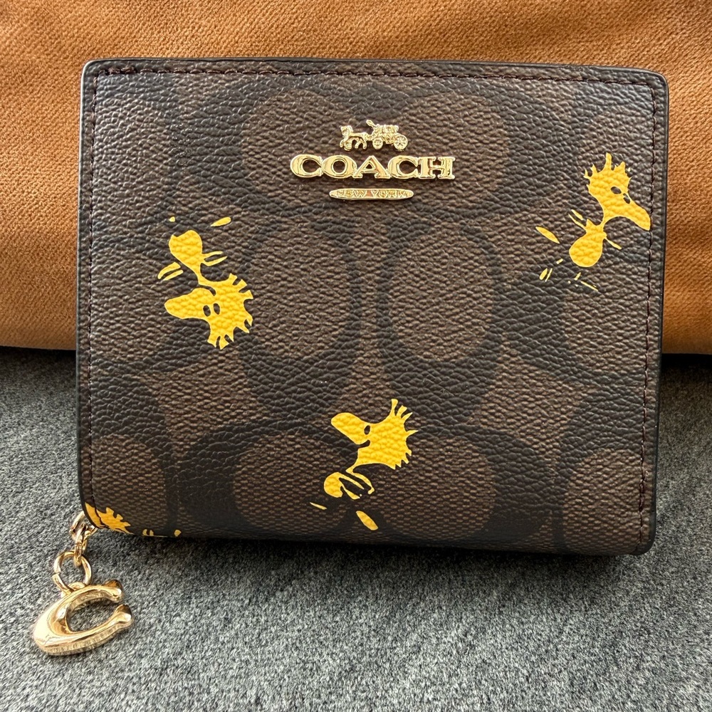 Coach x Peanuts Woodstock Brown Button Zip Wallet